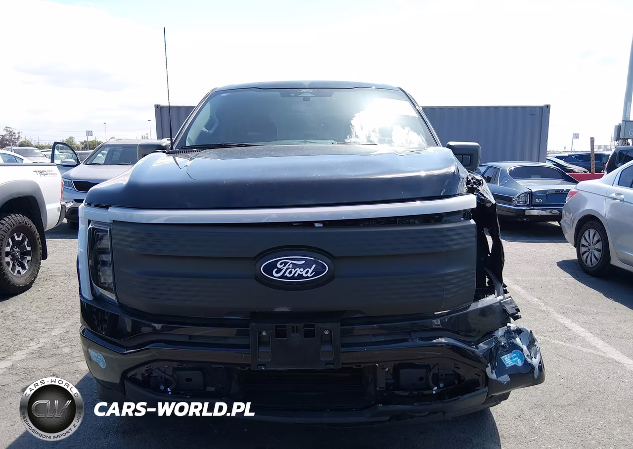 2024 Ford F-150 Lightning Xlt VIN:1FTVW3LK0RWG07299 - 12