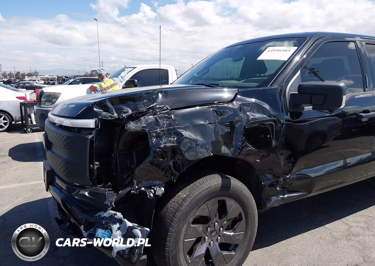 2024 Ford F-150 Lightning Xlt VIN:1FTVW3LK0RWG07299 - 6