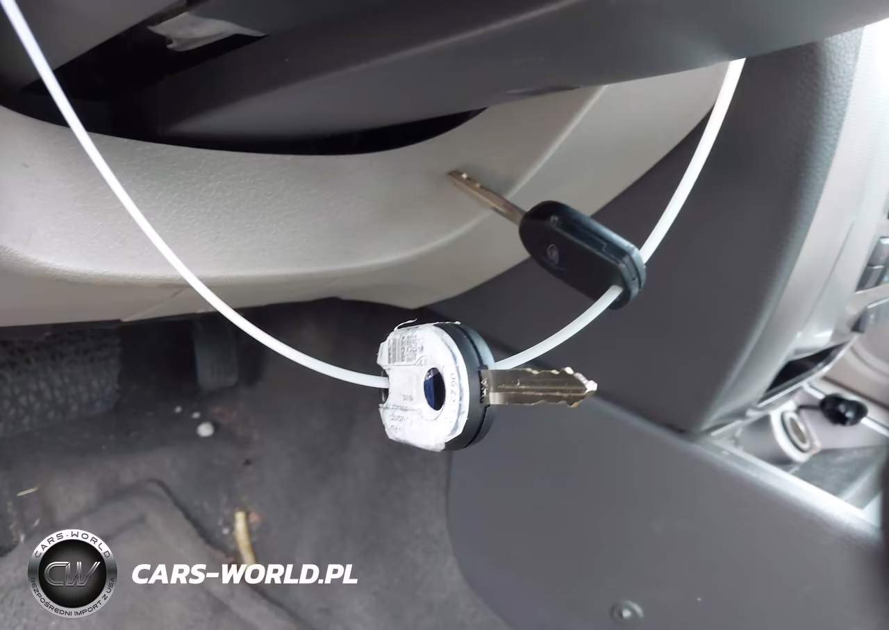 2010 Ford Fusion Hybrid VIN:3FADP0L38AR375659 - 11