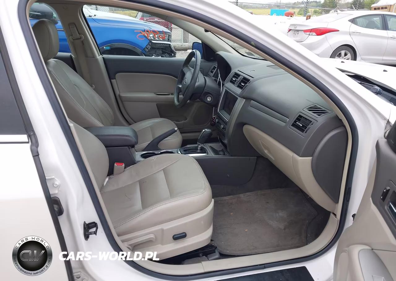 2010 Ford Fusion Hybrid VIN:3FADP0L38AR375659 - 5