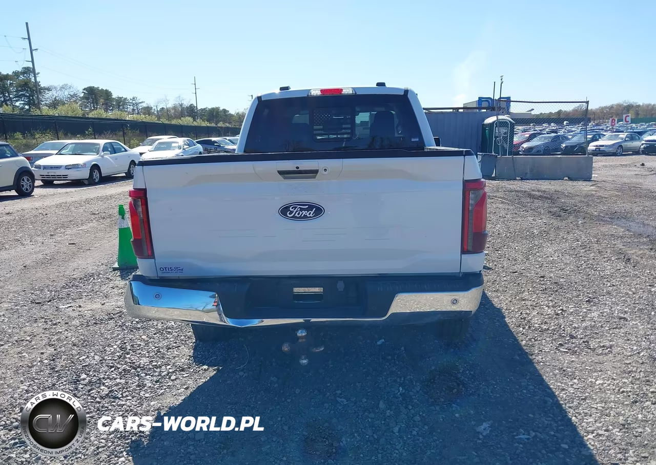 2024 Ford F-150 Xlt VIN:1FTFW3LD3RFA32556 - 16