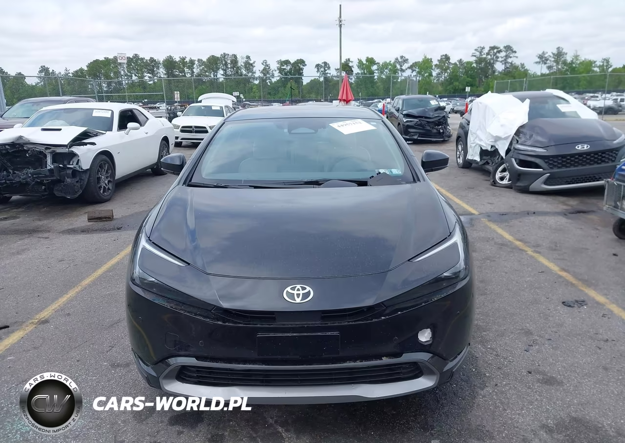 2024 Toyota Prius Xle VIN:JTDACAAU3R3043388 - 12