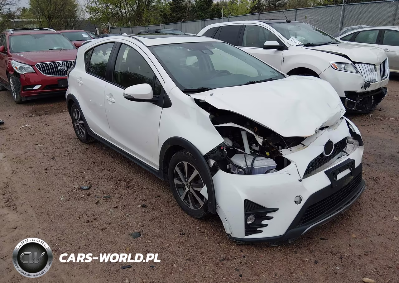 2018 Toyota Prius C Four