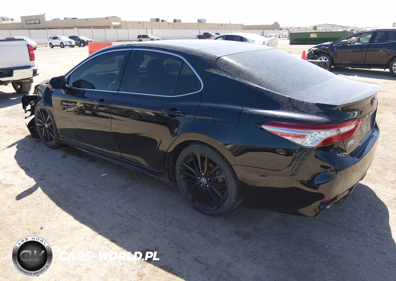 2018 Toyota Camry Xse VIN:4T1B61HK2JU078403 - 3