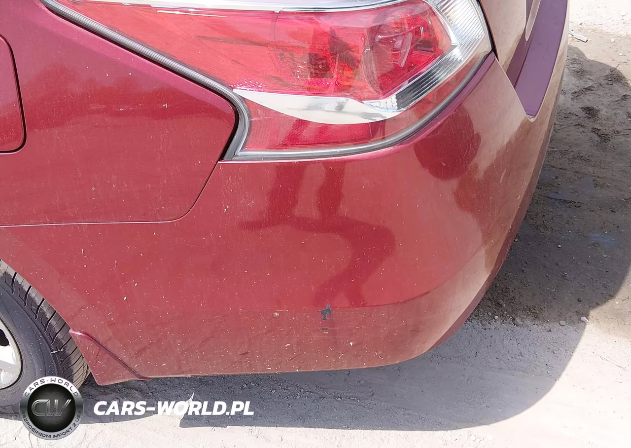 2015 Nissan Altima 2.5 S VIN:1N4AL3APXFC144581 - 12