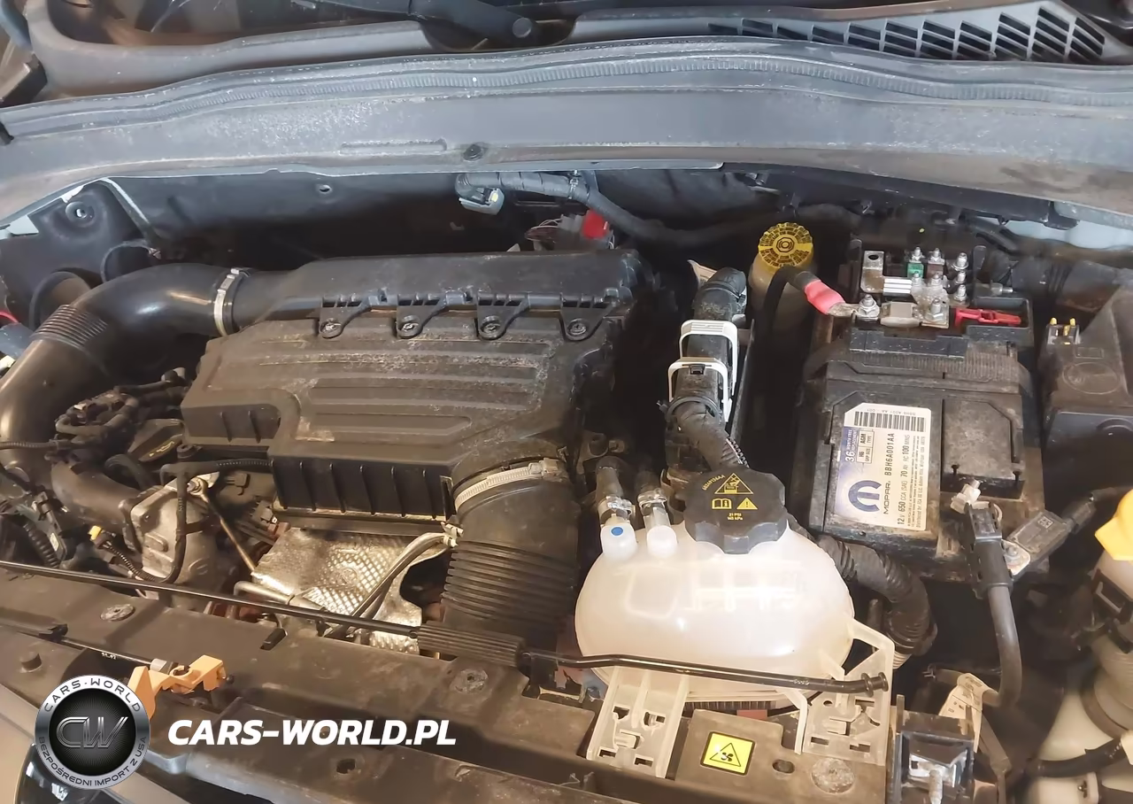2023 Jeep Renegade Latitude 4X4 VIN:ZACNJDB1XPPP59577 - 10