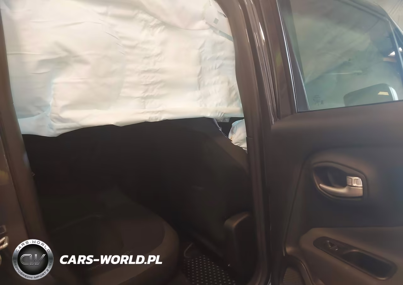 2023 Jeep Renegade Latitude 4X4 VIN:ZACNJDB1XPPP59577 - 8