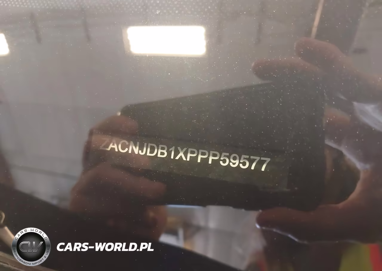 2023 Jeep Renegade Latitude 4X4 VIN:ZACNJDB1XPPP59577 - 9