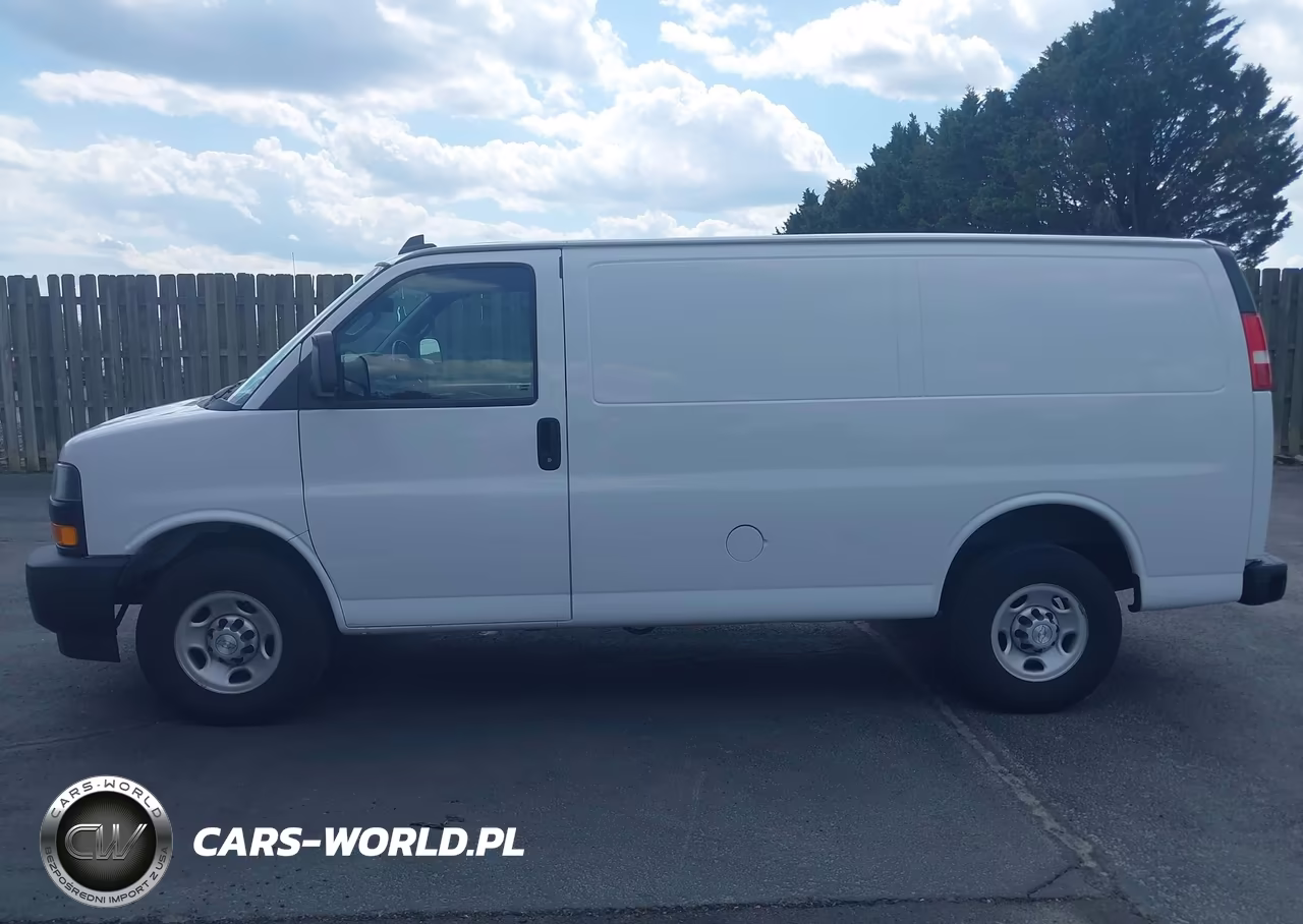 2018 Chevrolet Express 2500 Work Van VIN:1GCWGAFG6J1233134 - 13