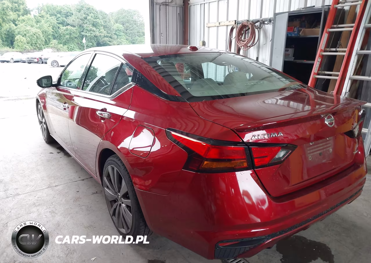 2019 Nissan Altima 2.0 Edition One VIN:1N4AL4FV9KC103379 - 3
