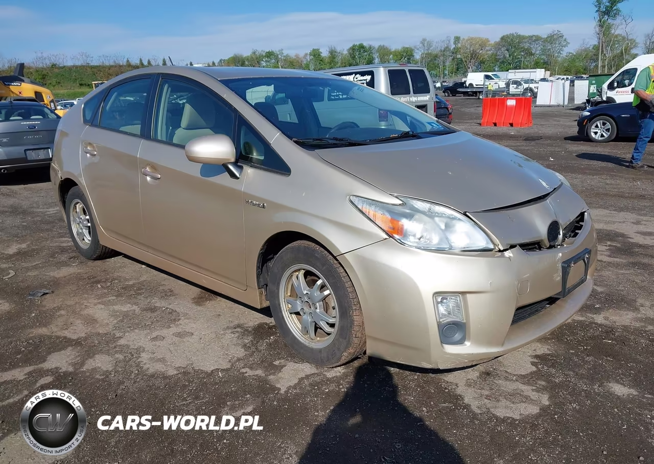 2011 Toyota Prius Two