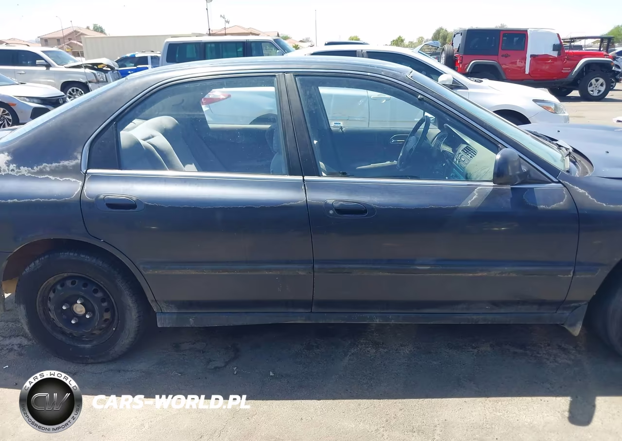 1995 Honda Accord Lx VIN:JHMCD5637SC063015 - 13