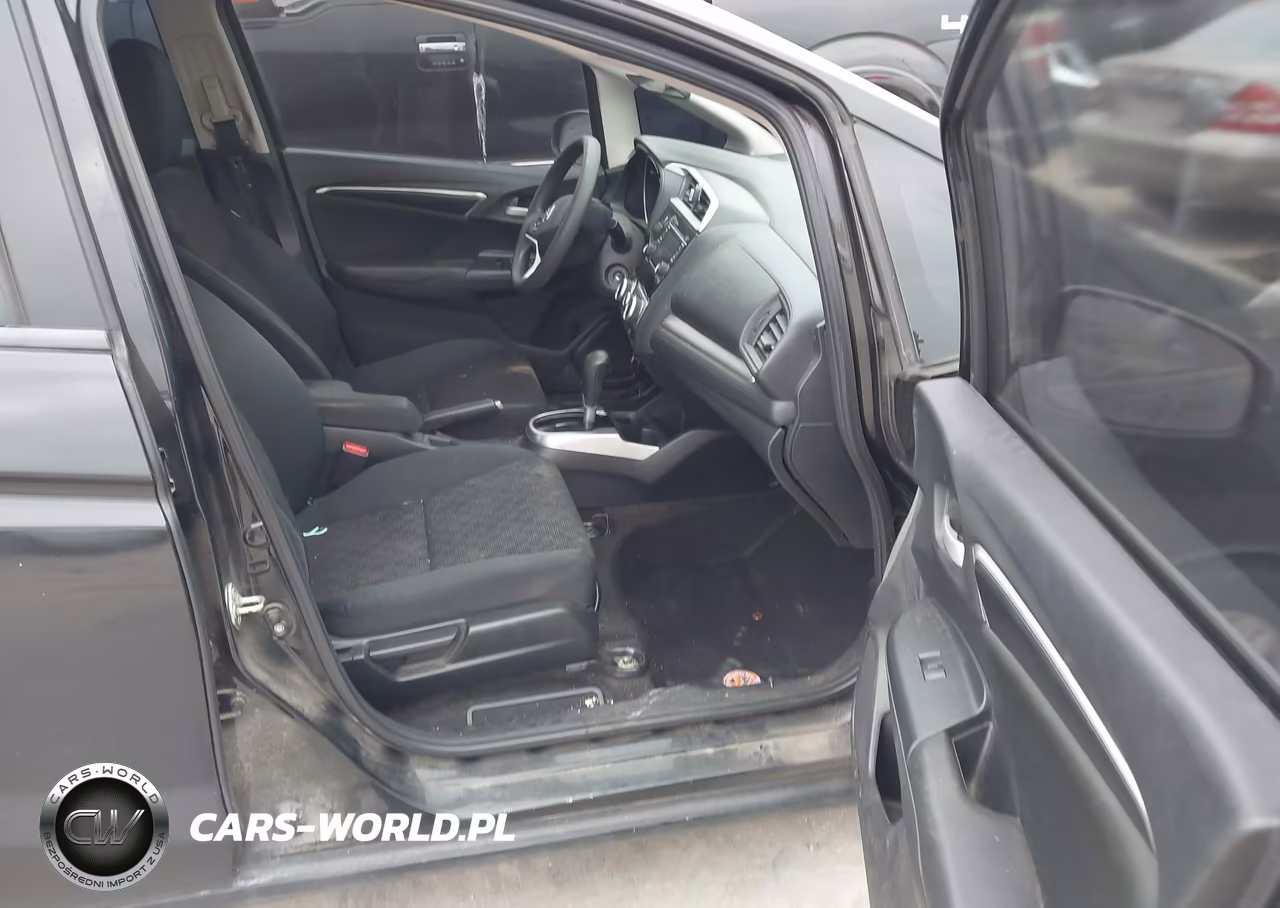 2017 Honda Fit Lx VIN:3HGGK5H55HM704355 - 5