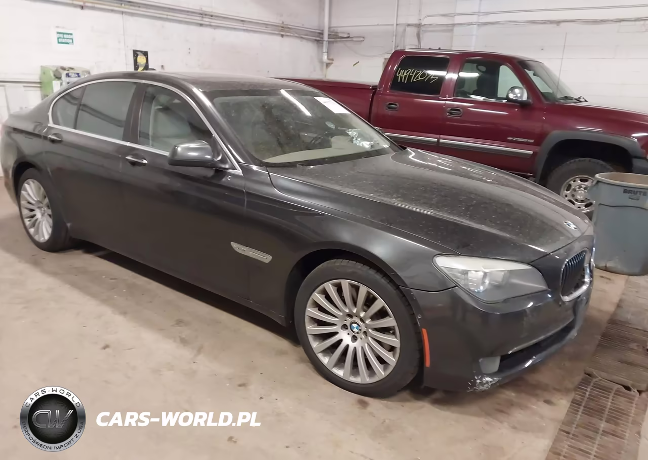 2012 BMW 750I xDrive