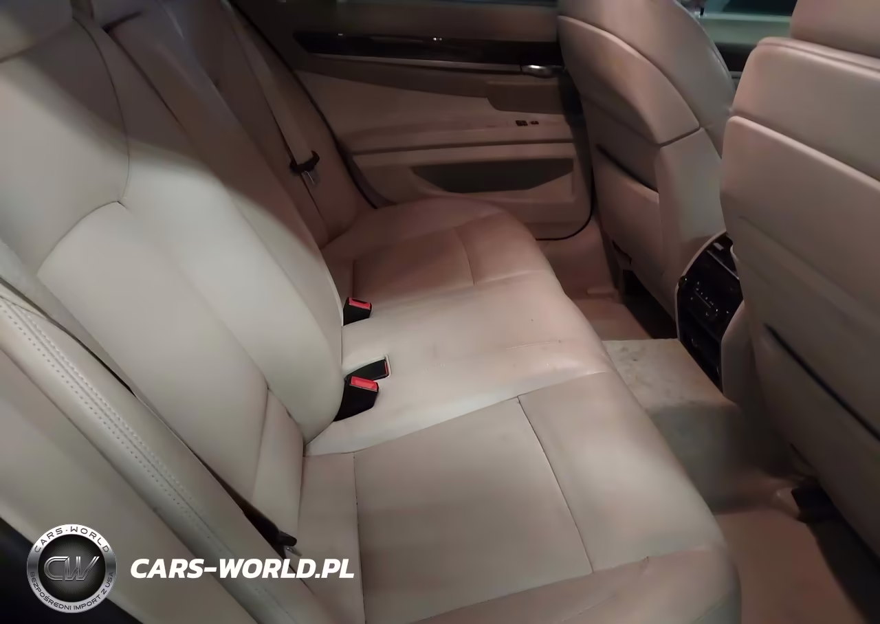 2012 BMW 750I xDrive VIN:WBAKC6C52CC395793 - 8