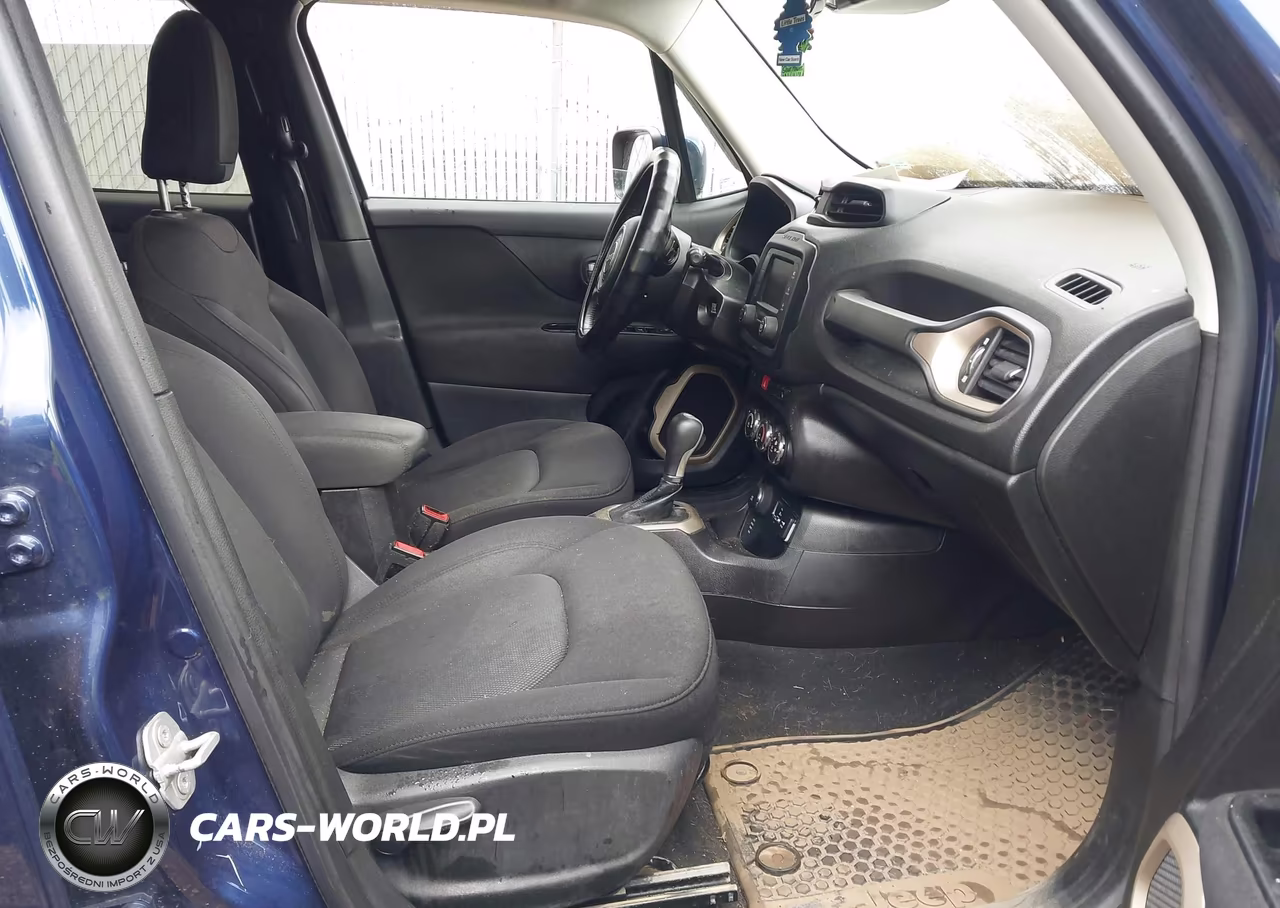 2017 Jeep Renegade Latitude 4X4 VIN:ZACCJBBB0HPG39666 - 5