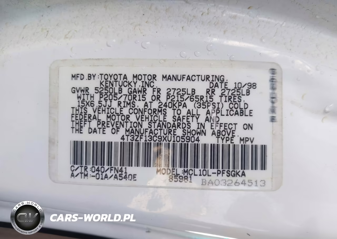 1999 Toyota Sienna Le VIN:4T3ZF13C9XU105904 - 9