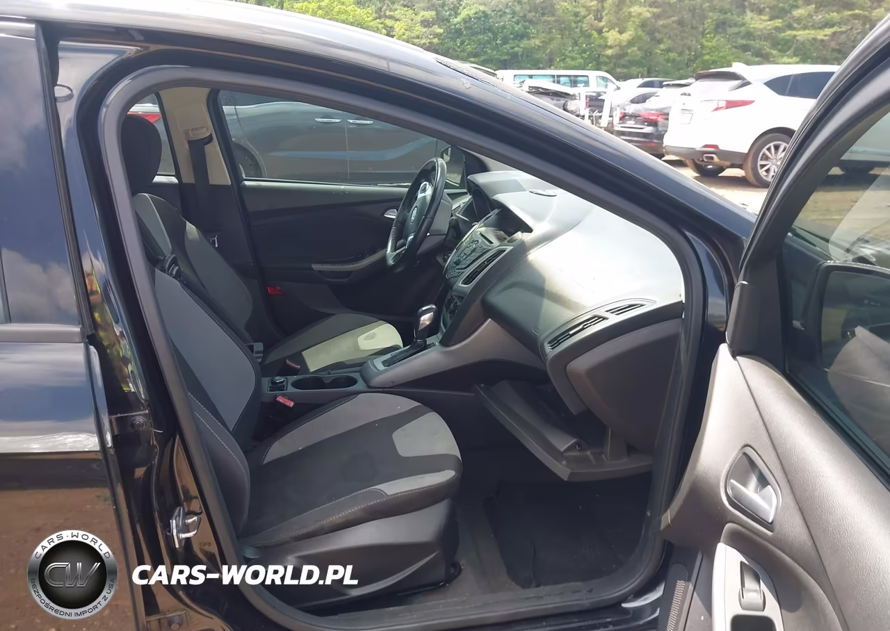 2012 Ford Focus Se VIN:1FAHP3F2XCL444889 - 5