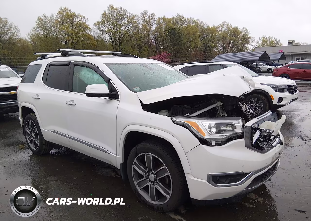 2017 GMC Acadia Denali – zdjęcie 1 z 16