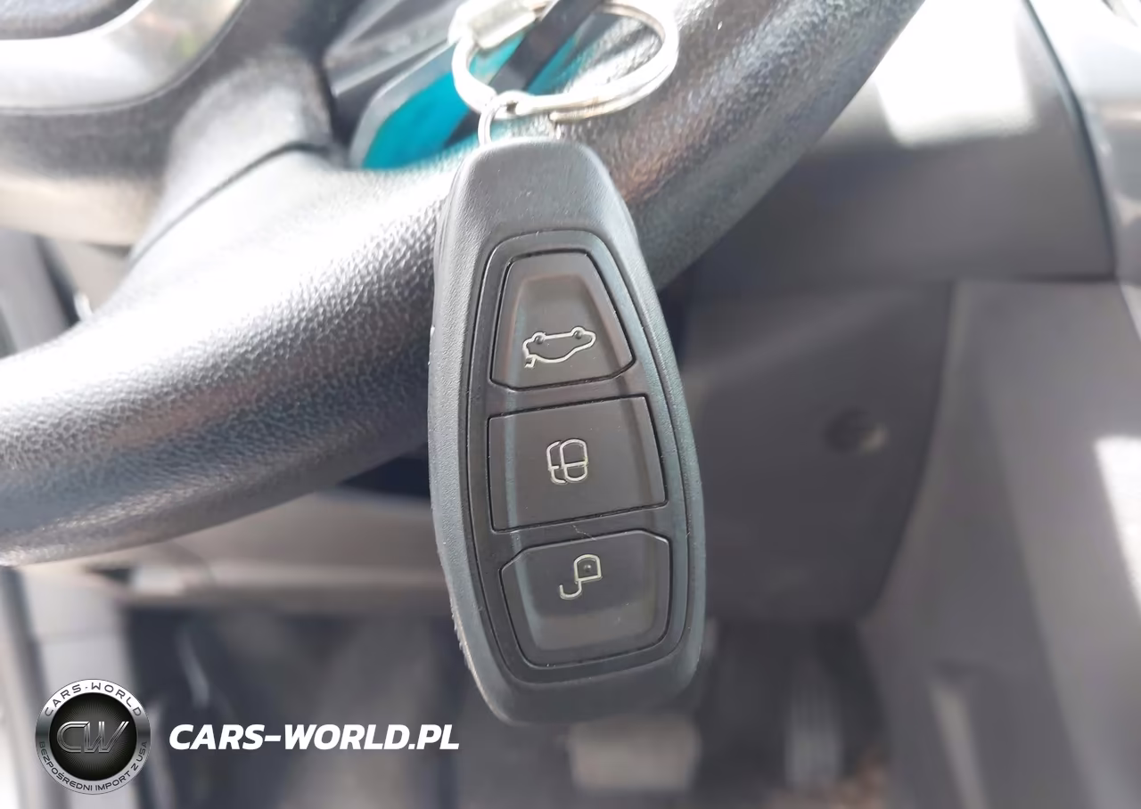 2012 Ford Focus Titanium VIN:1FAHP3N20CL102501 - 11