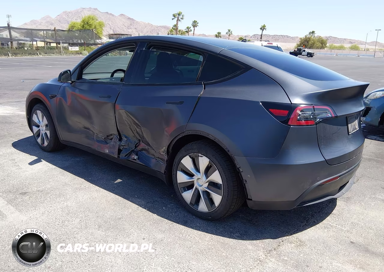2021 Tesla Model Y Long Range Dual Motor All-Wheel Drive VIN:5YJYGDEE0MF274994 - 3
