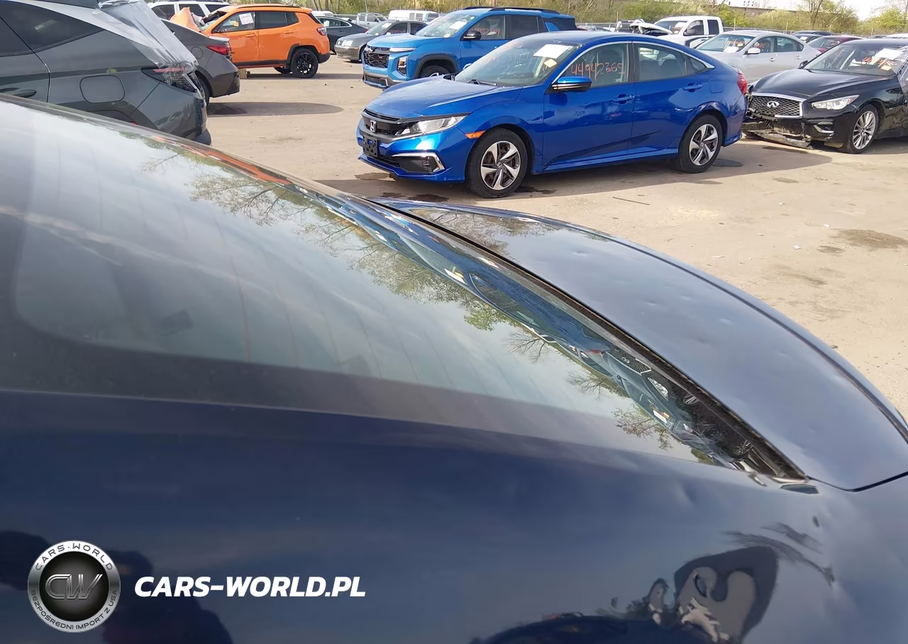 2018 Mazda Mazda3 Touring VIN:3MZBN1V35JM210771 - 18