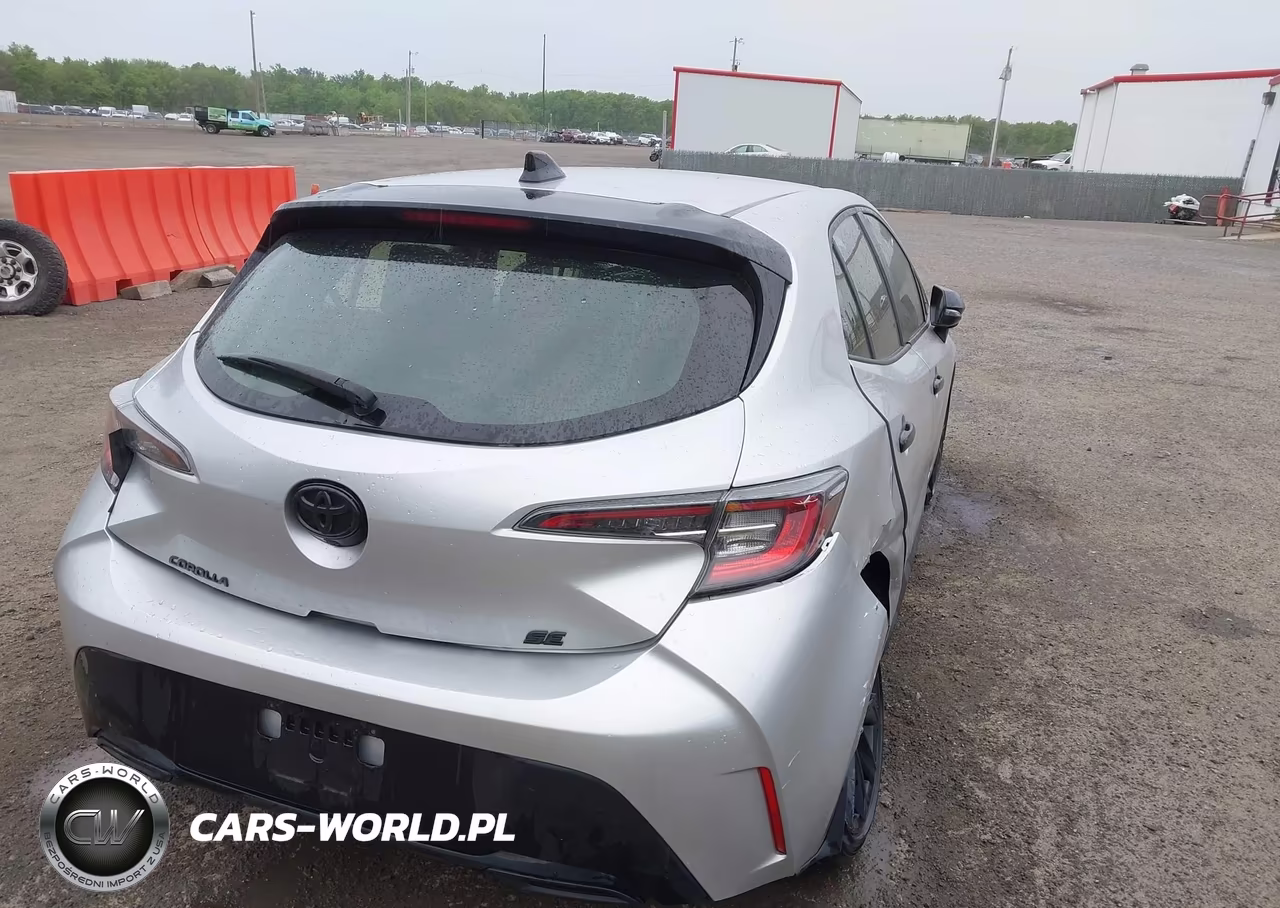 2021 Toyota Corolla Se Nightshade Edition VIN:JTND4MBE2M3122686 - 4
