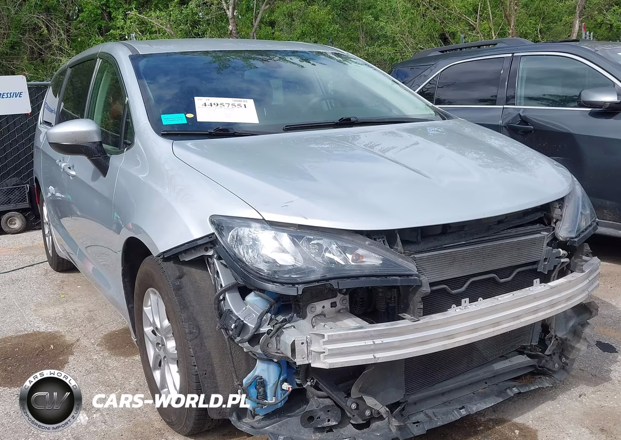 2022 Chrysler Voyager Lx – zdjęcie 1 z 20