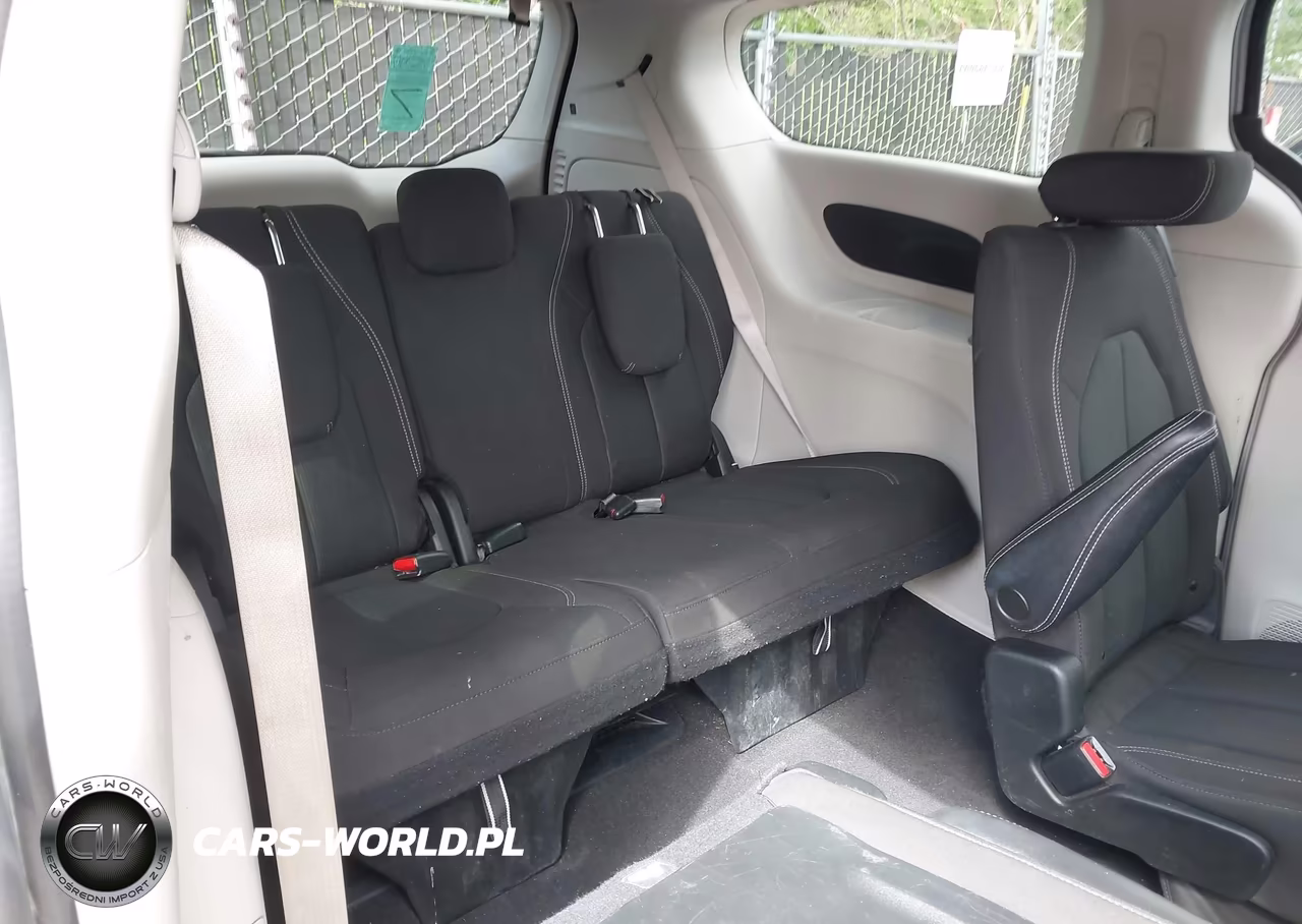 2022 Chrysler Voyager Lx VIN:2C4RC1CG5NR226688 - 18