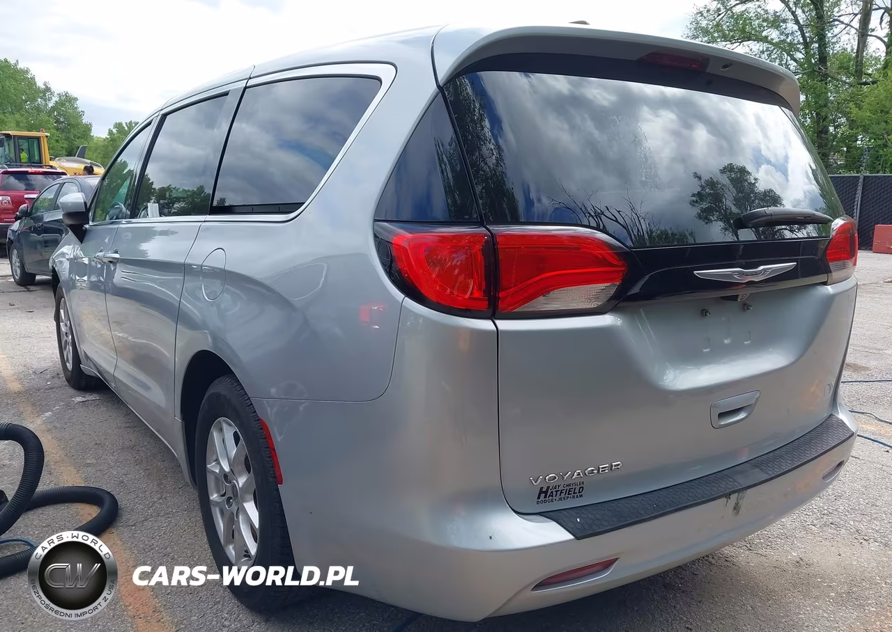 2022 Chrysler Voyager Lx VIN:2C4RC1CG5NR226688 - 3