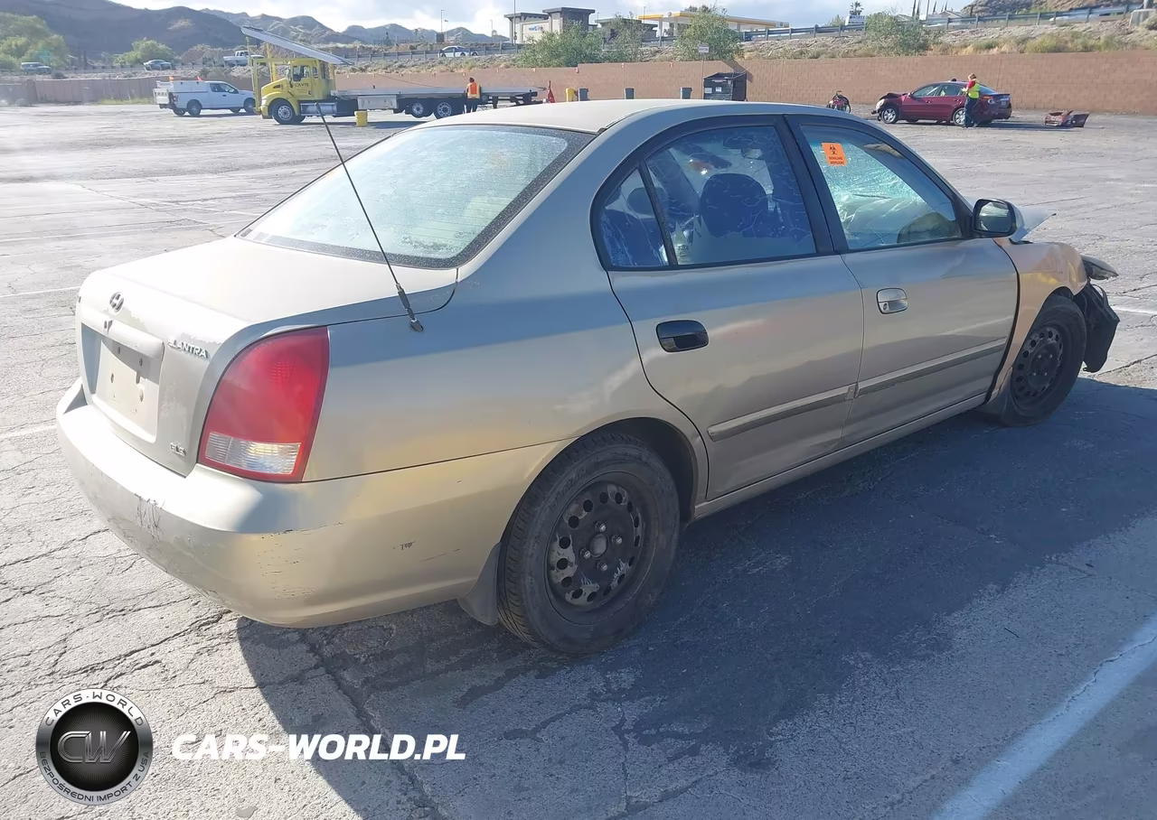 2001 Hyundai Elantra Gls VIN:KMHDN45D11U182349 - 4