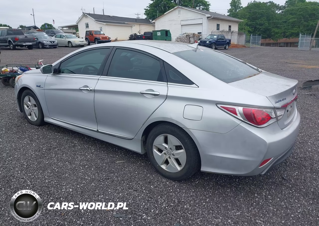 2012 Hyundai Sonata Hybrid VIN:KMHEC4A41CA020712 - 3