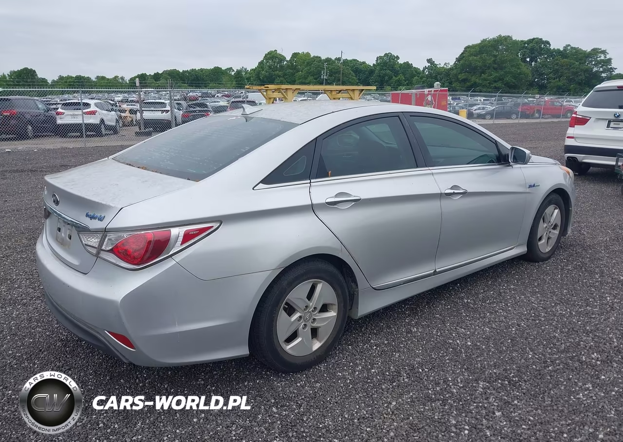 2012 Hyundai Sonata Hybrid VIN:KMHEC4A41CA020712 - 4
