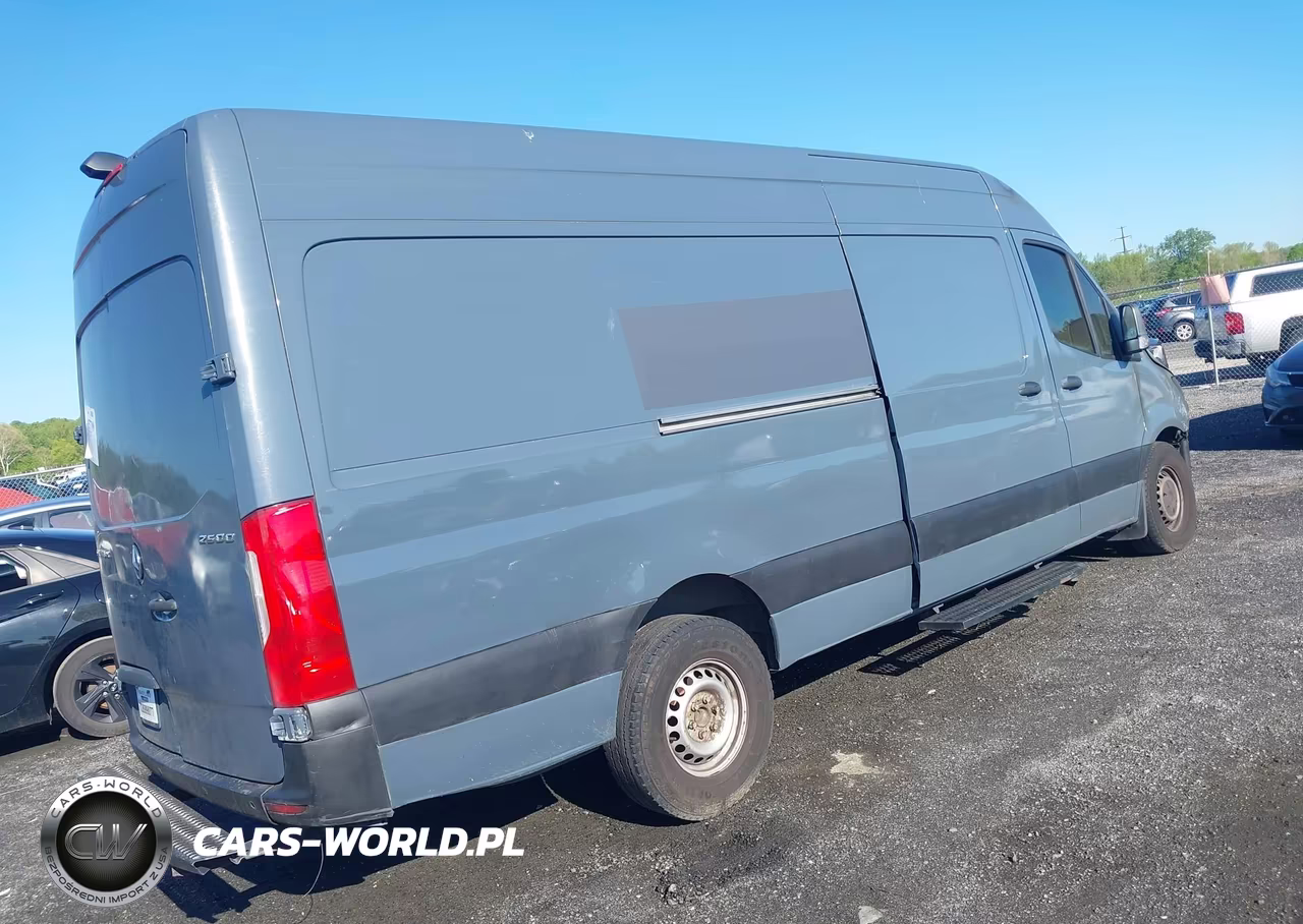 2019 Mercedes-Benz Sprinter 2500 High Roof V6 VIN:WD4PF1CD8KP147152 - 4