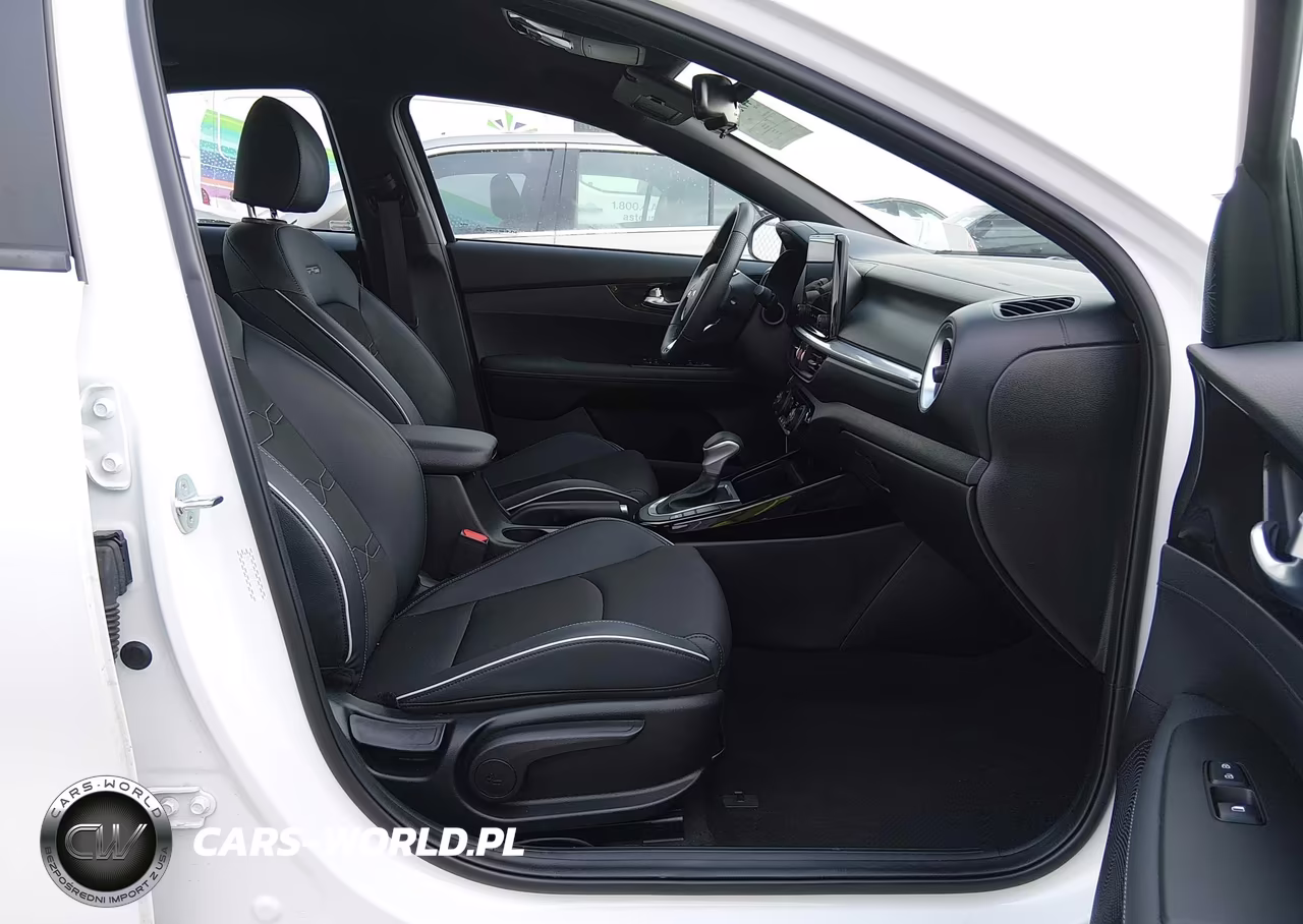 2023 Kia Forte Gt-Line VIN:3KPF54AD8PE654315 - 5