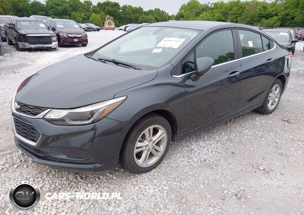 2017 Chevrolet Cruze Lt Auto VIN:1G1BE5SM3H7197944 - 2