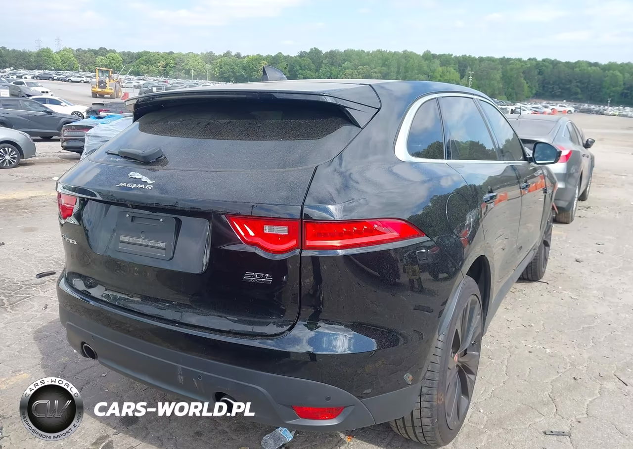 2020 Jaguar F-Pace 30T Prestige VIN:SADCK2GX9LA640636 - 4