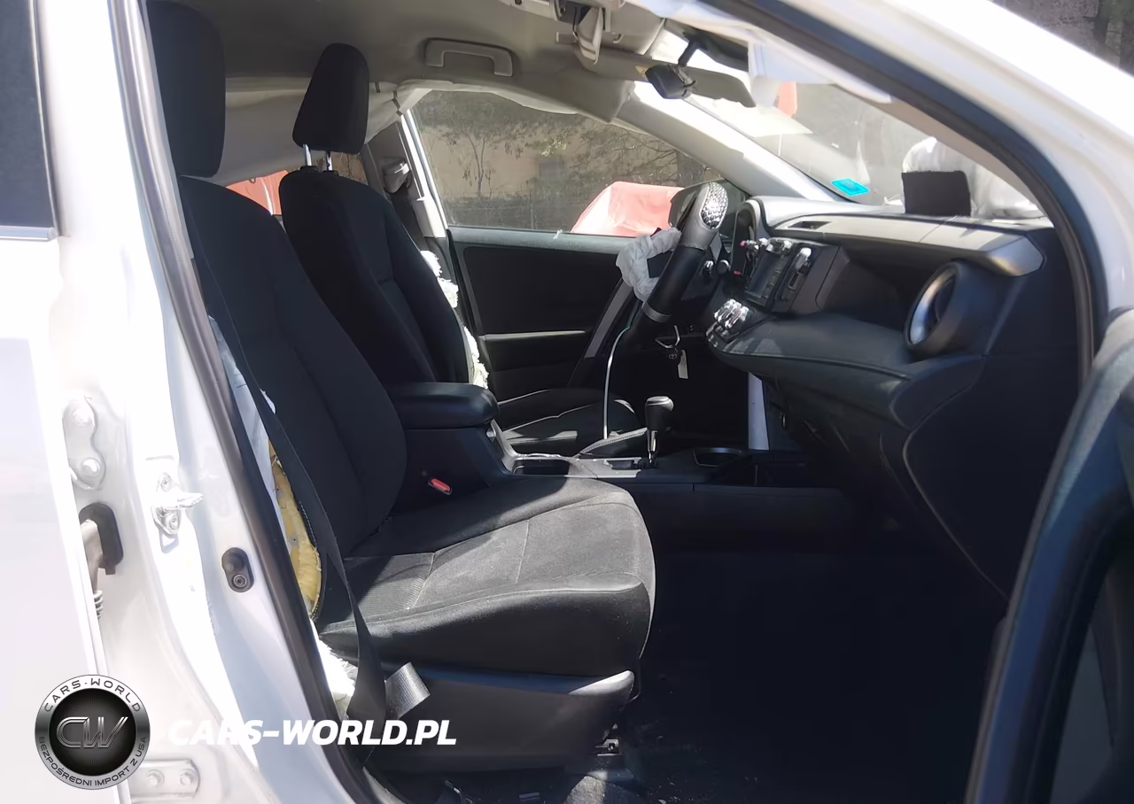 2017 Toyota Rav4 Le VIN:2T3BFREV6HW618608 - 5