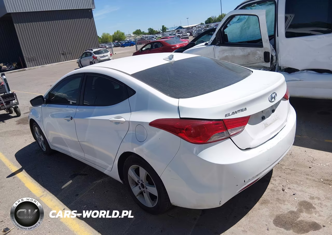 2011 Hyundai Elantra Gls VIN:5NPDH4AE4BH001654 - 3
