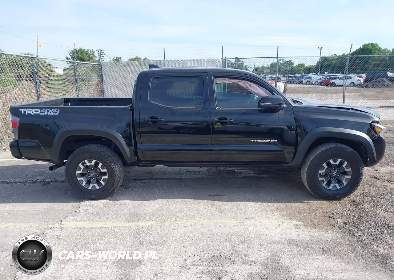 2023 Toyota Tacoma Trd Off Road VIN:3TMCZ5AN9PM556745 - 13