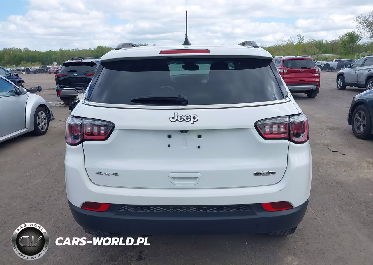 2022 Jeep Compass Latitude Lux 4X4 VIN:3C4NJDFB2NT173337 - 16