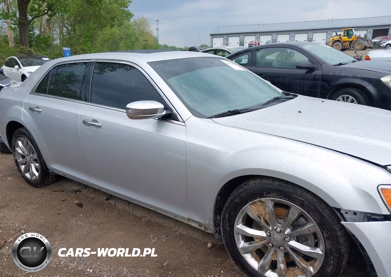 2012 Chrysler 300 Limited VIN:2C3CCAHG1CH184140 - 14