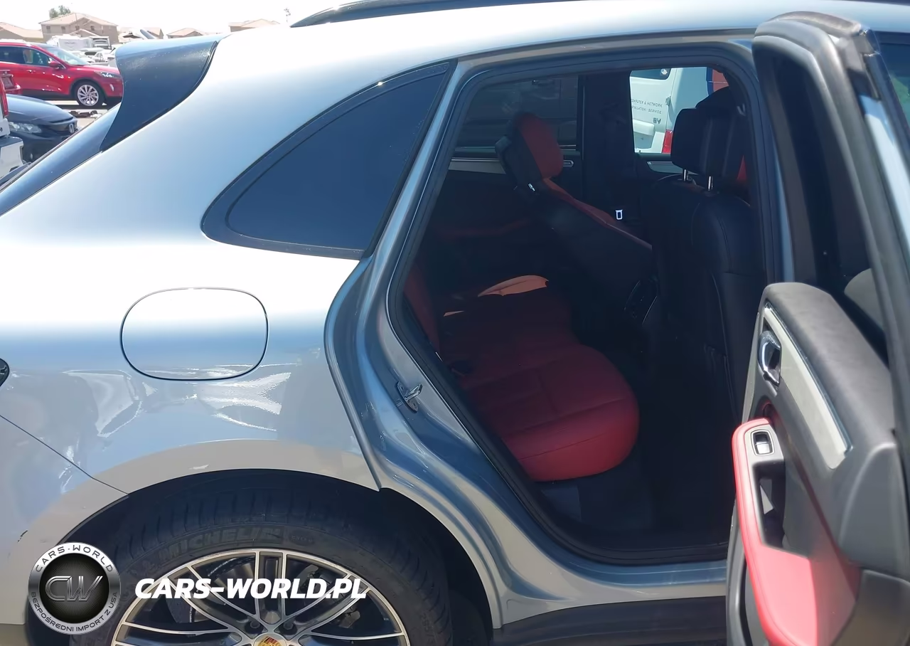 2020 Porsche Macan S VIN:WP1AB2A51LLB35199 - 8