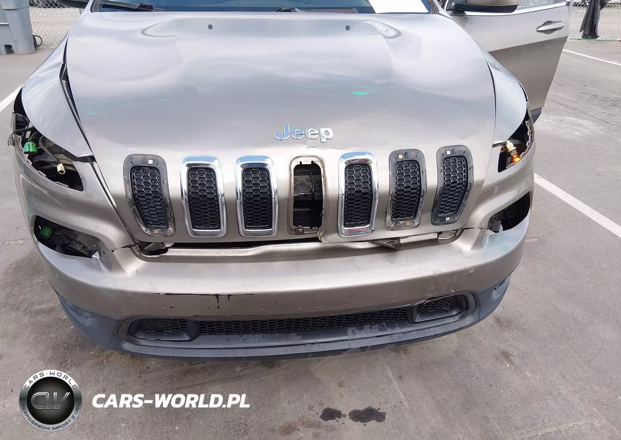 2016 Jeep Cherokee Latitude VIN:1C4PJMCS3GW253675 - 6