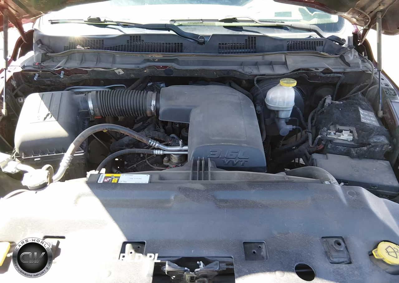 2018 Ram 1500 Express 4X2 6'4 Box VIN:1C6RR6FG9JS234476 - 10