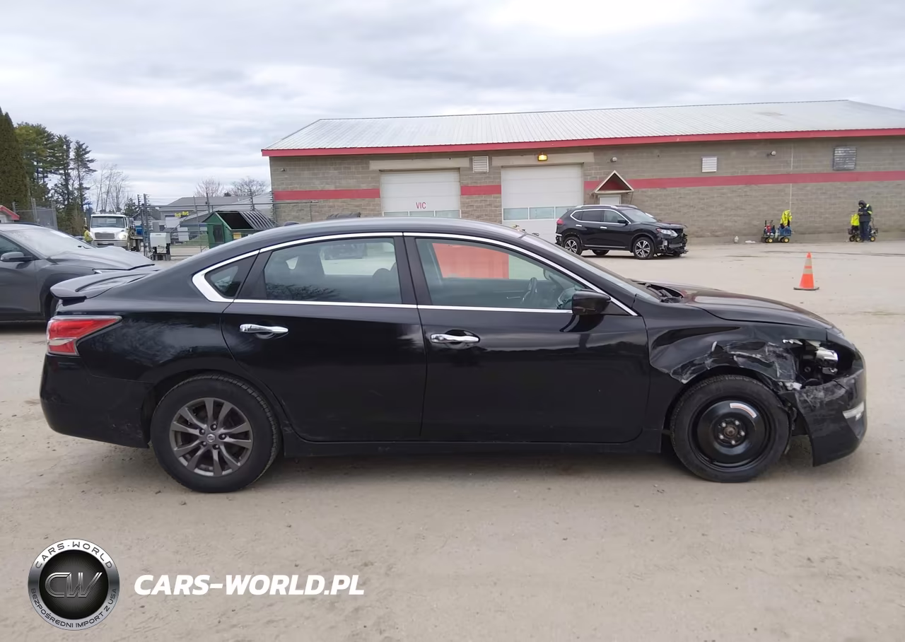 2015 Nissan Altima 2.5 S VIN:1N4AL3AP3FC435746 - 14