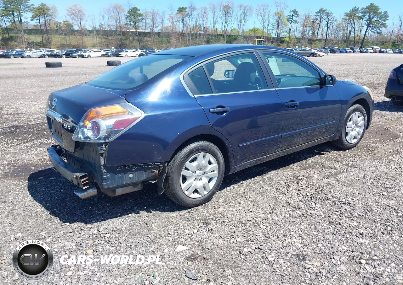 2010 Nissan Altima 2.5 S VIN:1N4AL2AP0AN558105 - 4