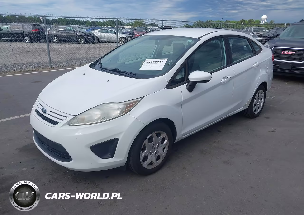 2013 Ford Fiesta S VIN:3FADP4AJ7DM152670 - 2