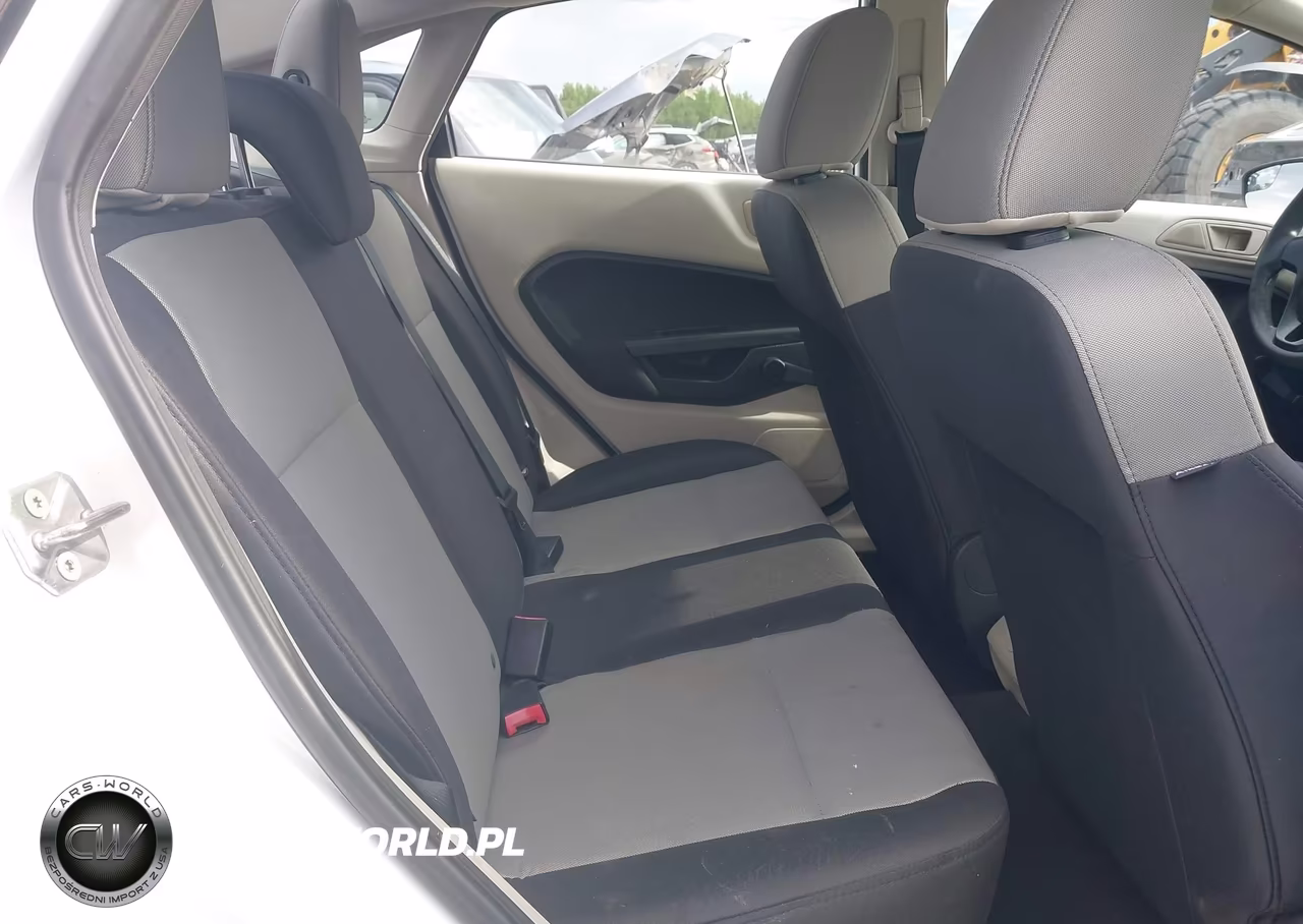 2013 Ford Fiesta S VIN:3FADP4AJ7DM152670 - 8