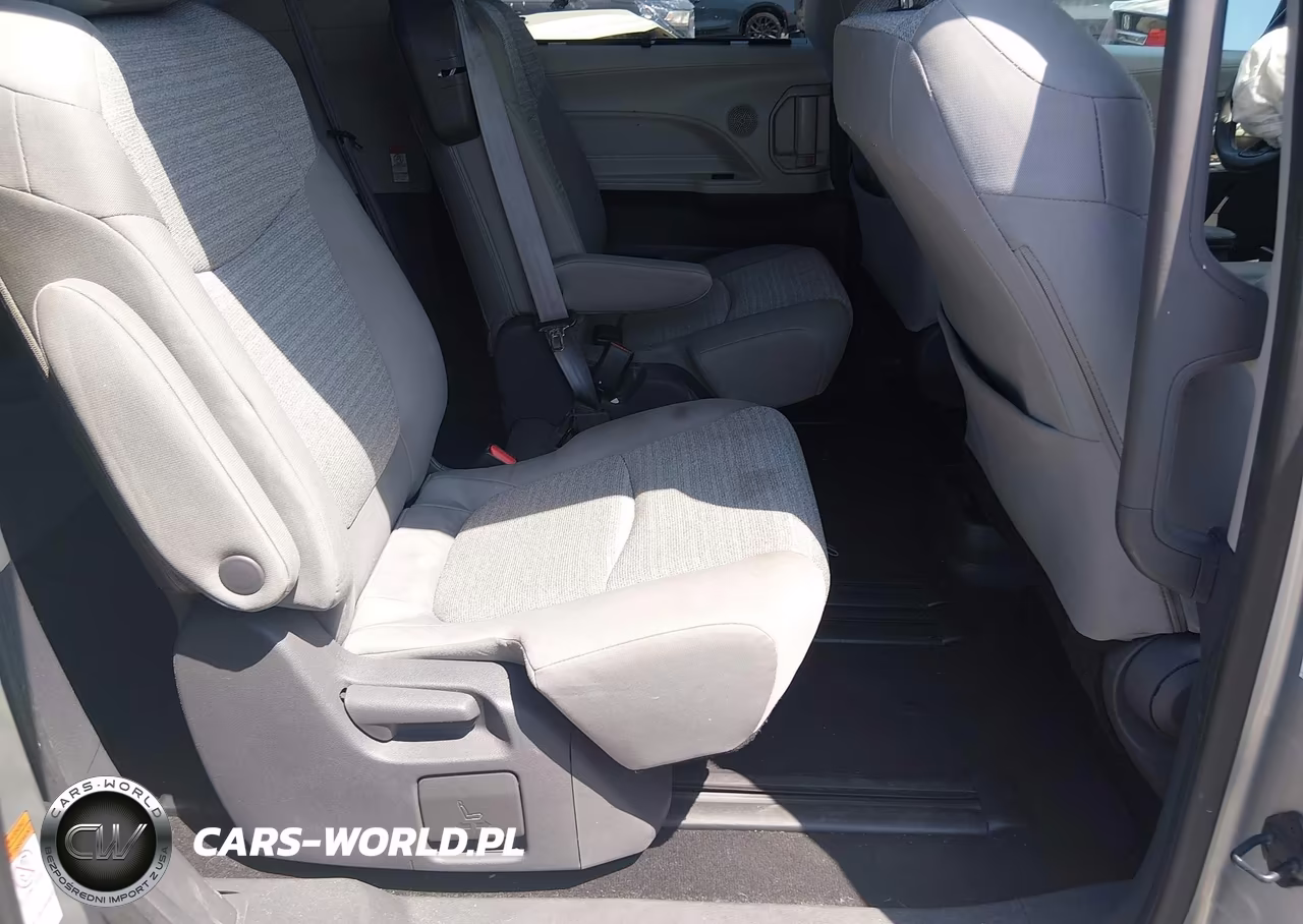 2021 Toyota Sienna Le VIN:5TDKRKEC7MS044173 - 8